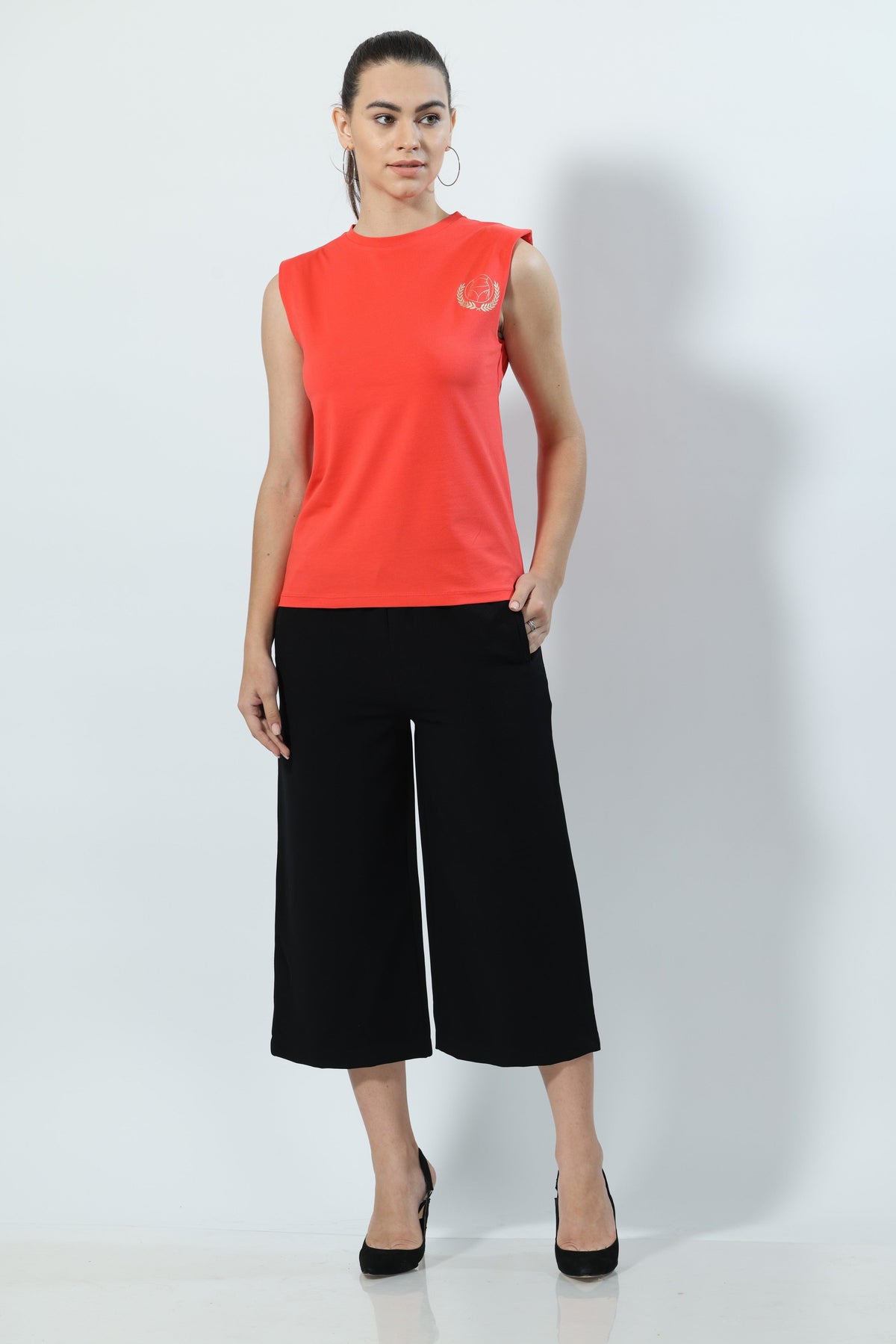 Badge of honour no sleeve tshirt
