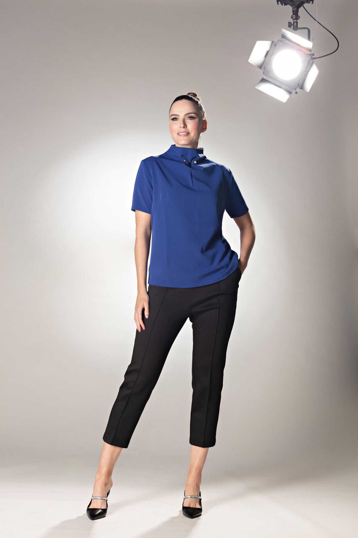 Pearl Pin Blue Top